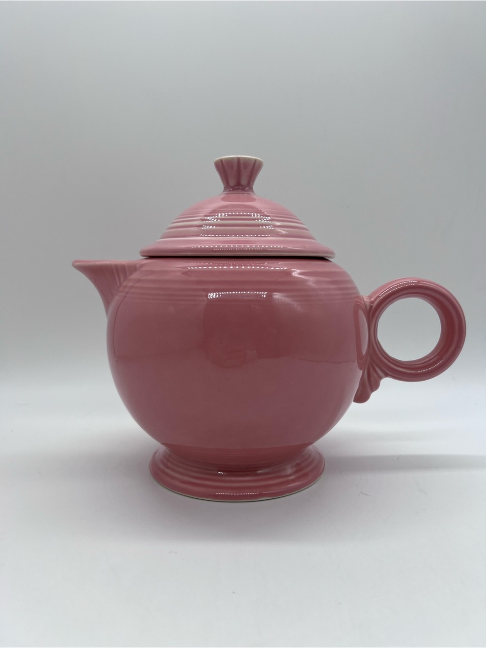 Fiestaware Rose Pink Round Glazed Ceramic Vintage Teapot 44 Ounces